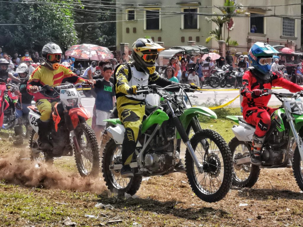 La compétition moto : un sport extrême et passionnant